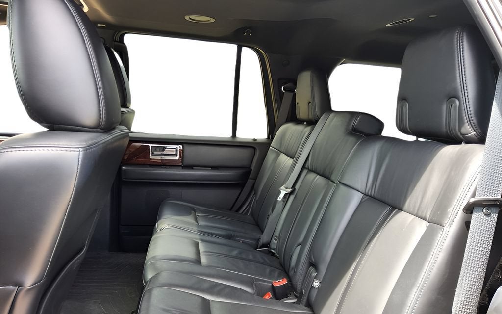 2015 Lincoln Navigator Base