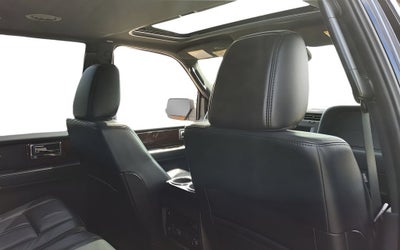 2015 Lincoln Navigator Base