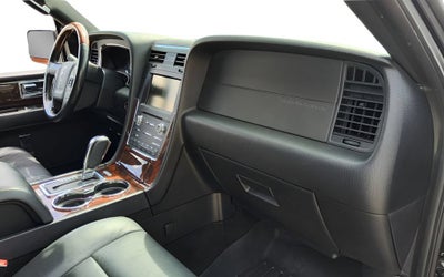 2015 Lincoln Navigator Base