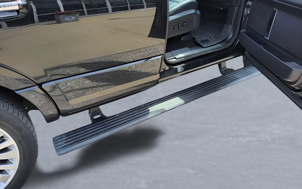 2015 Lincoln Navigator Base
