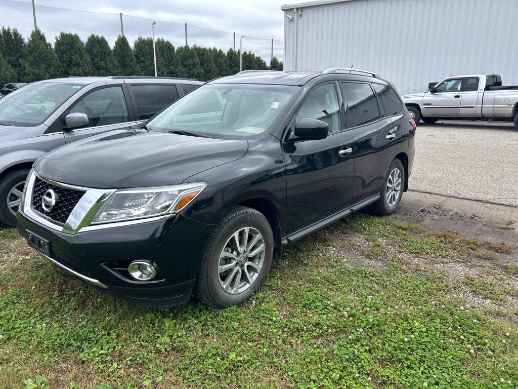 2016 Nissan Pathfinder SV