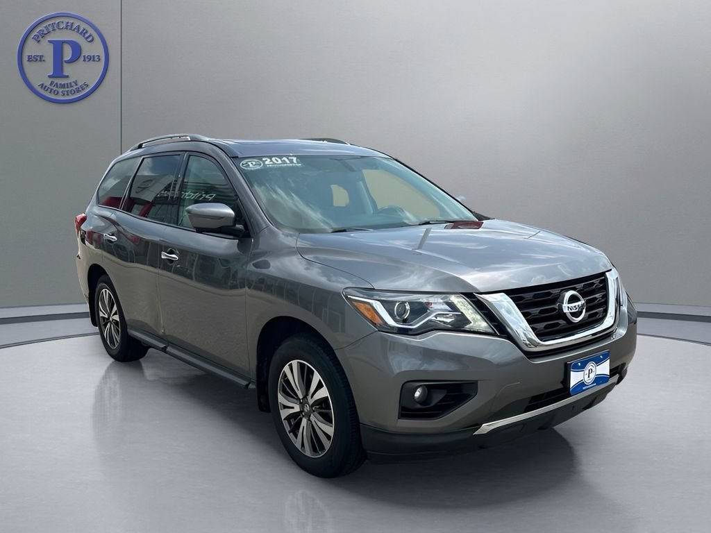 2017 Nissan Pathfinder SL