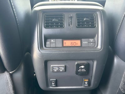 2017 Nissan Pathfinder SL