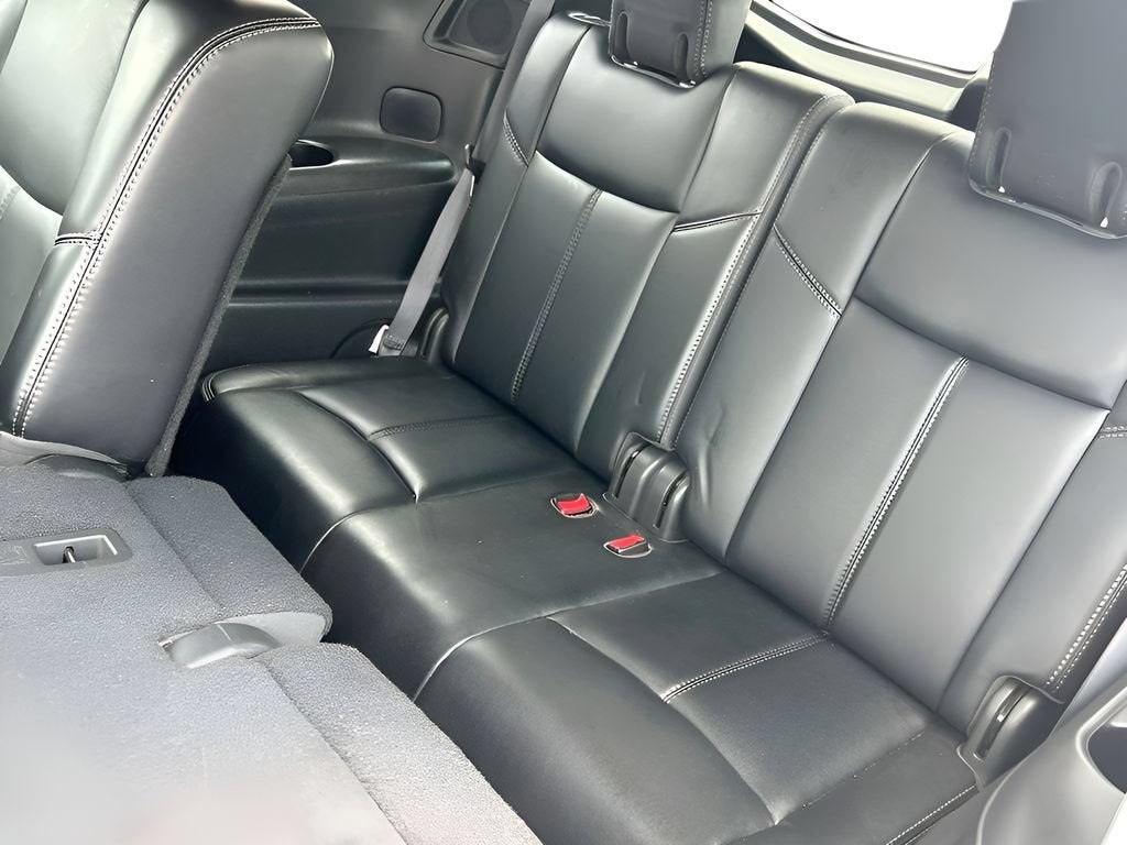2017 Nissan Pathfinder SL