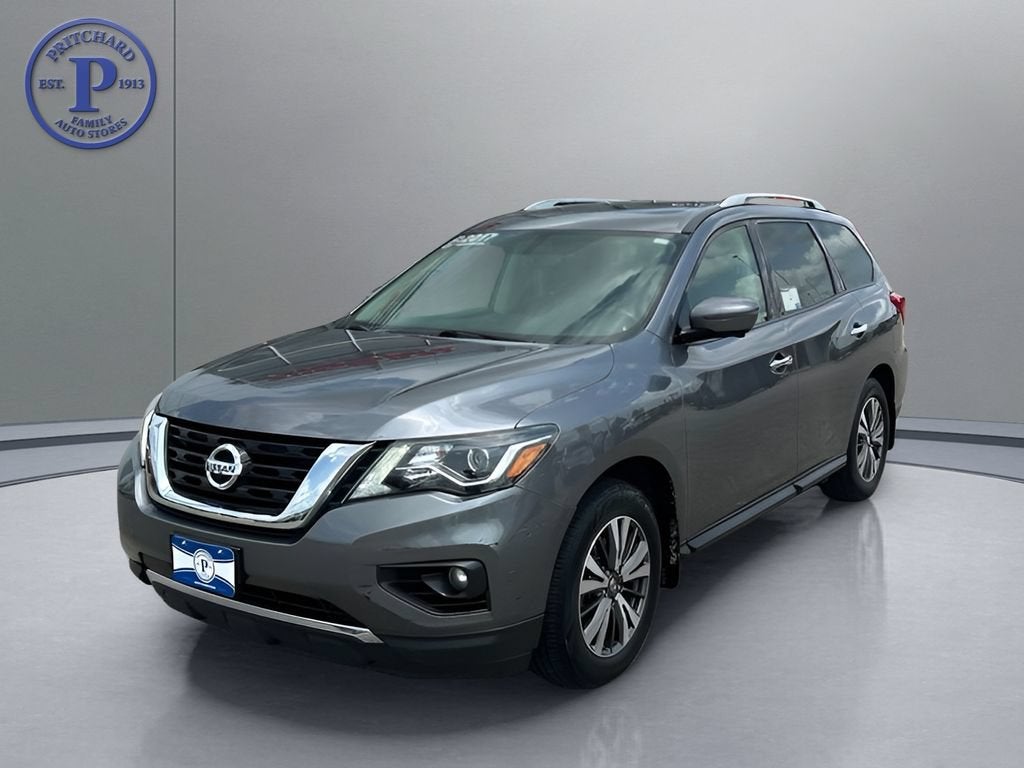 2017 Nissan Pathfinder SL