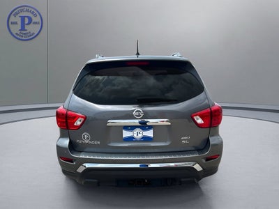 2017 Nissan Pathfinder SL