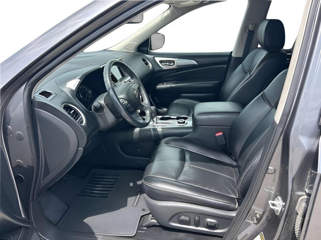 2017 Nissan Pathfinder SL