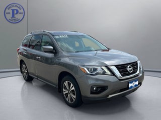 2017 Nissan Pathfinder SL