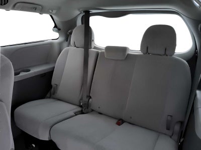 2020 Toyota Sienna LE Auto Access Seat