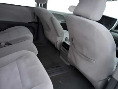 2020 Toyota Sienna LE Auto Access Seat