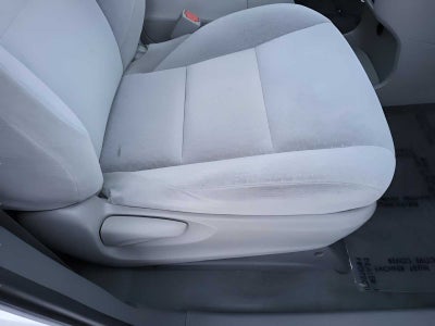 2020 Toyota Sienna LE Auto Access Seat
