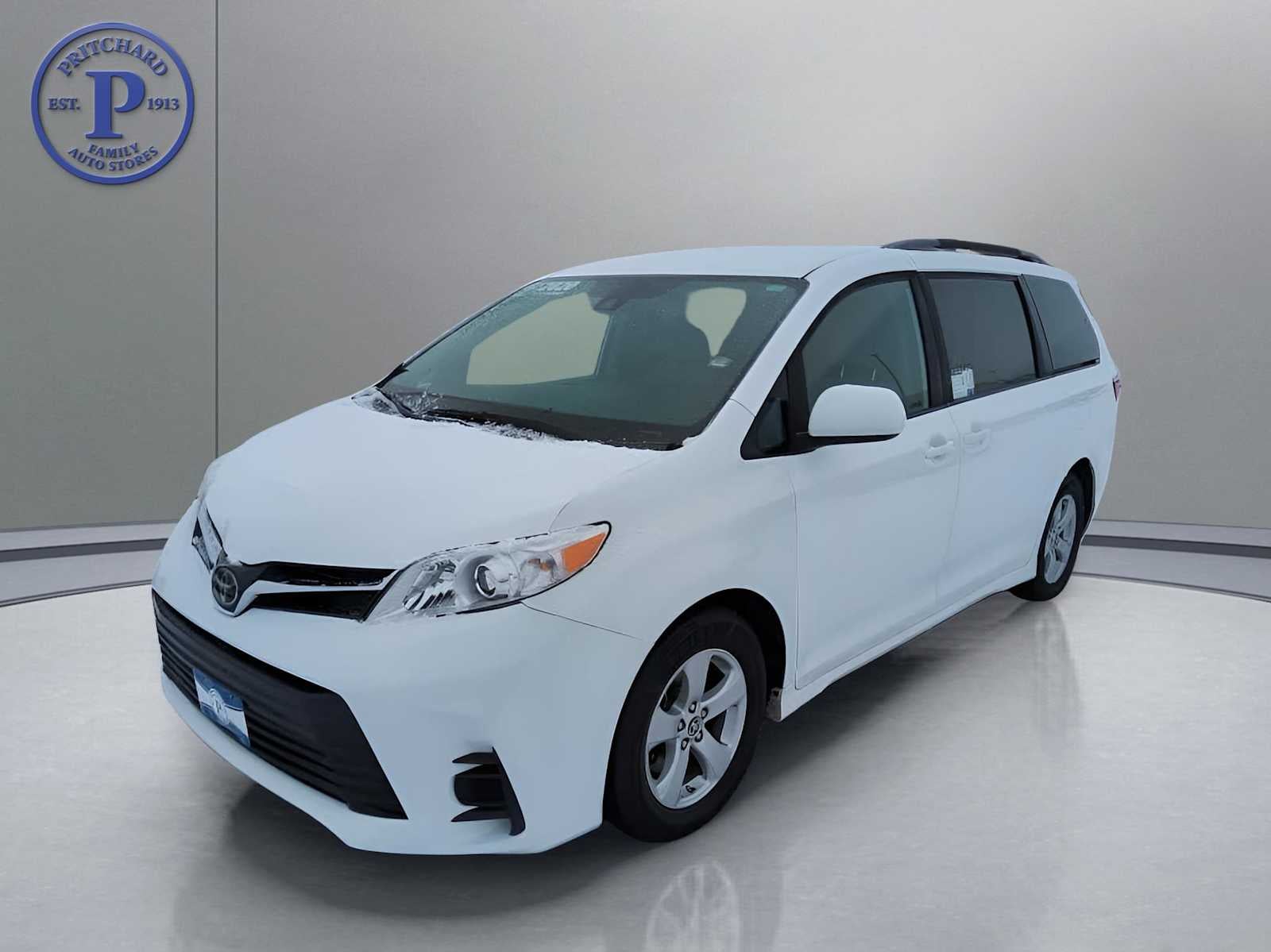 2020 Toyota Sienna LE Auto Access Seat