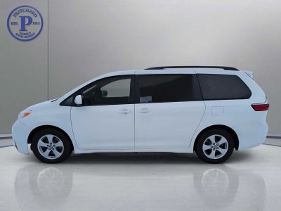 2020 Toyota Sienna LE Auto Access Seat