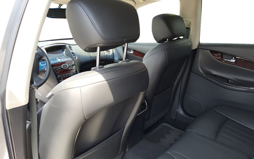 2016 INFINITI QX50 Base
