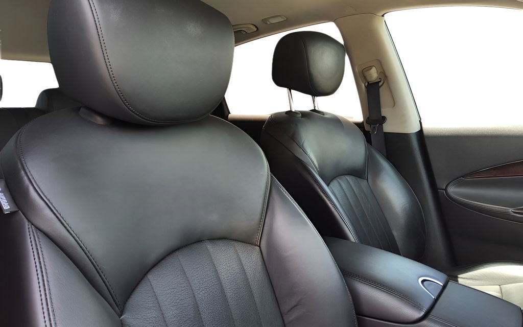 2016 INFINITI QX50 Base