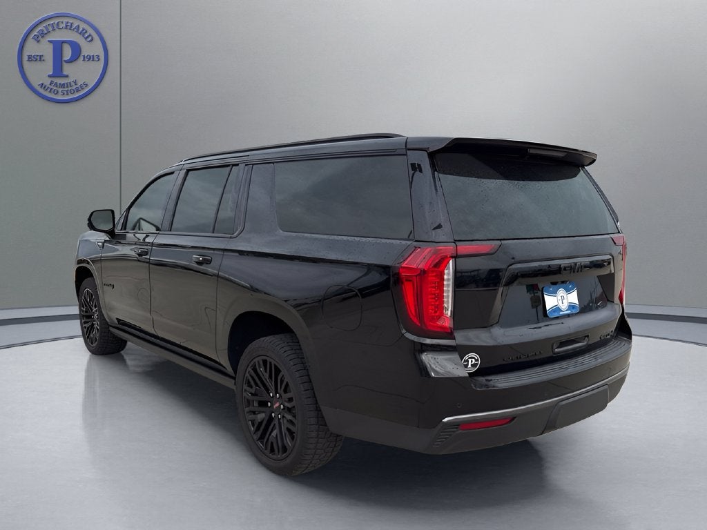 2023 GMC Yukon XL AT4
